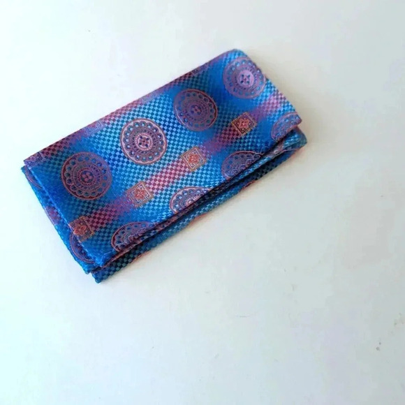 Men's Silky Hankie - Picture 1 of 4